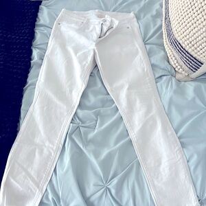 Loft modern skinny white jeans. Size 10.